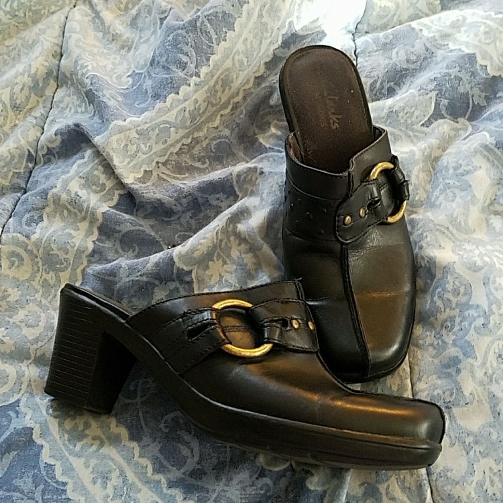 Clark's clogs - Picture 2 of 3